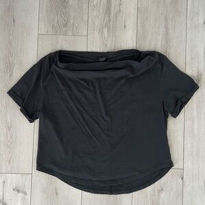 Nuuds Off The Shoulder T-Shirt in XS in Black